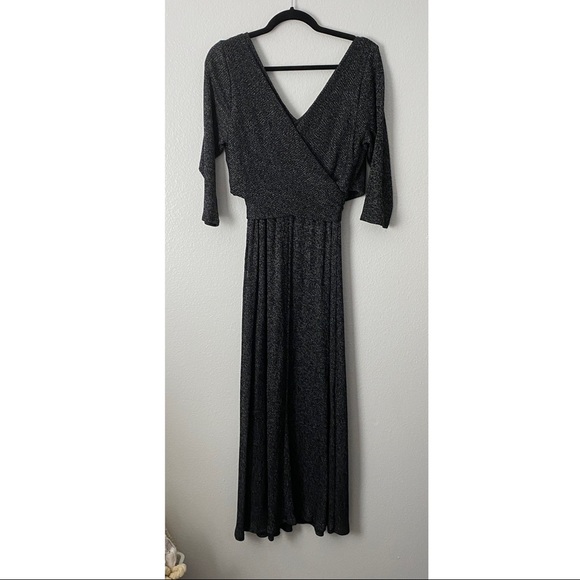 Soft Surroundings Dresses & Skirts - NWT Soft Surroundings Grey Knit Wrap Maxi Dress